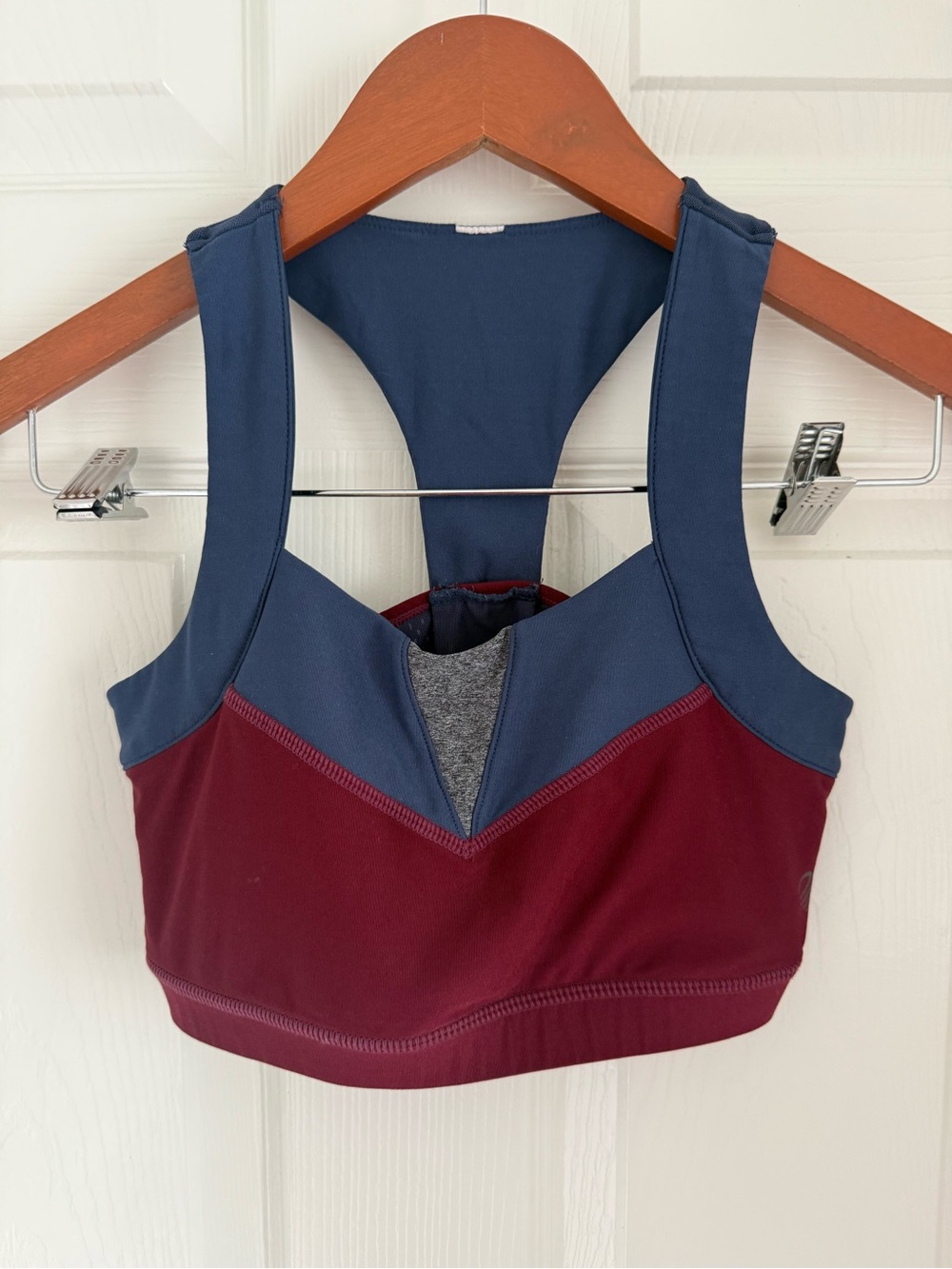 Marika Burgundy Blue Colorblock Racerback Sports Bra XS/S Removable Cups
